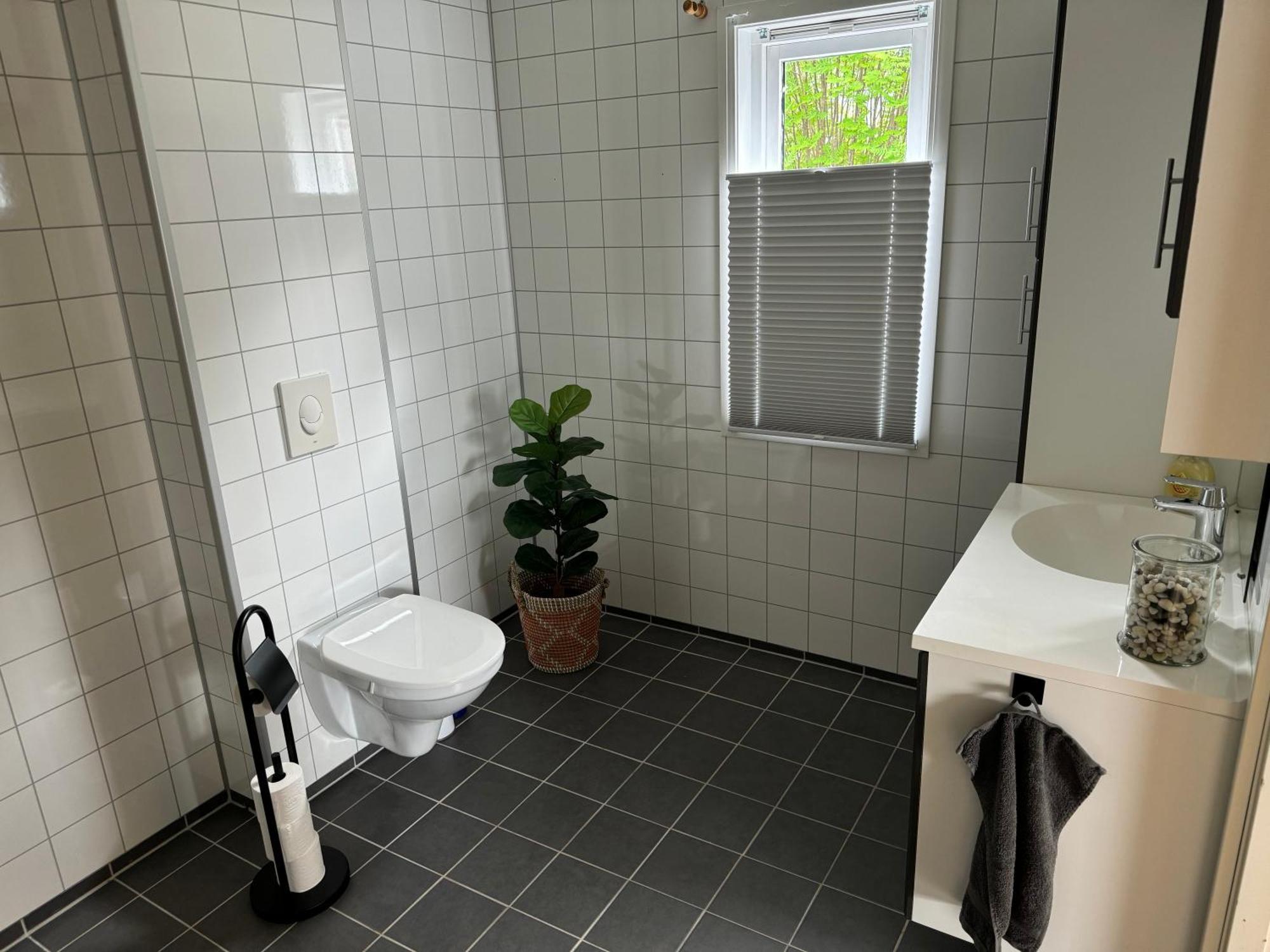 Walo Apartments Tromsdalen - Close To Cable Car And Arctic Cathedral, 10 Min By Bus To City Centre, Free Parking Tromso Exterior photo